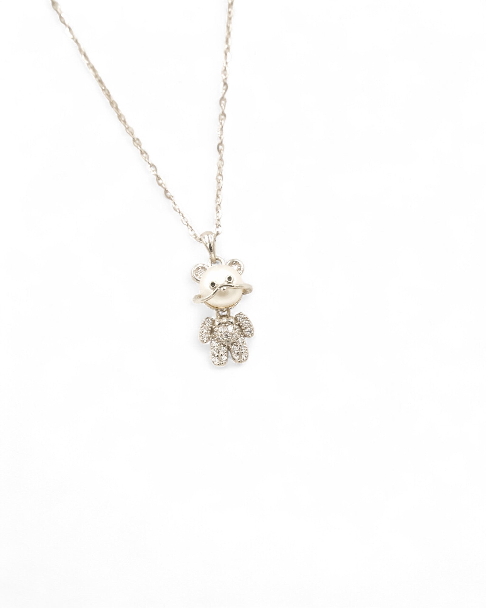 PEARLY TEDDY NECKLACE