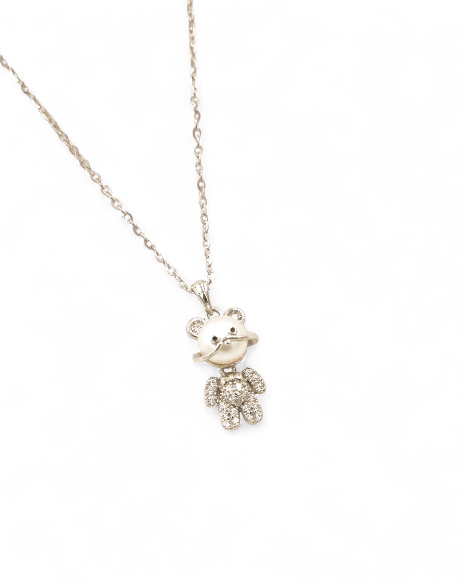 PEARLY TEDDY NECKLACE