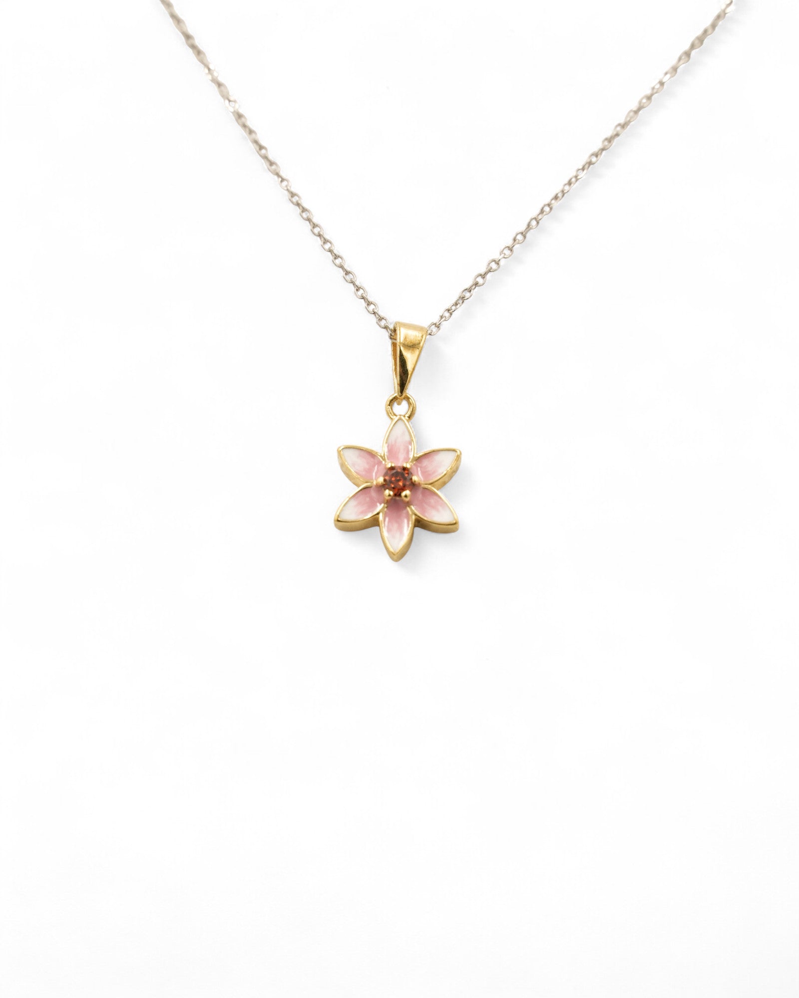 ROSEDEW PENDANT
