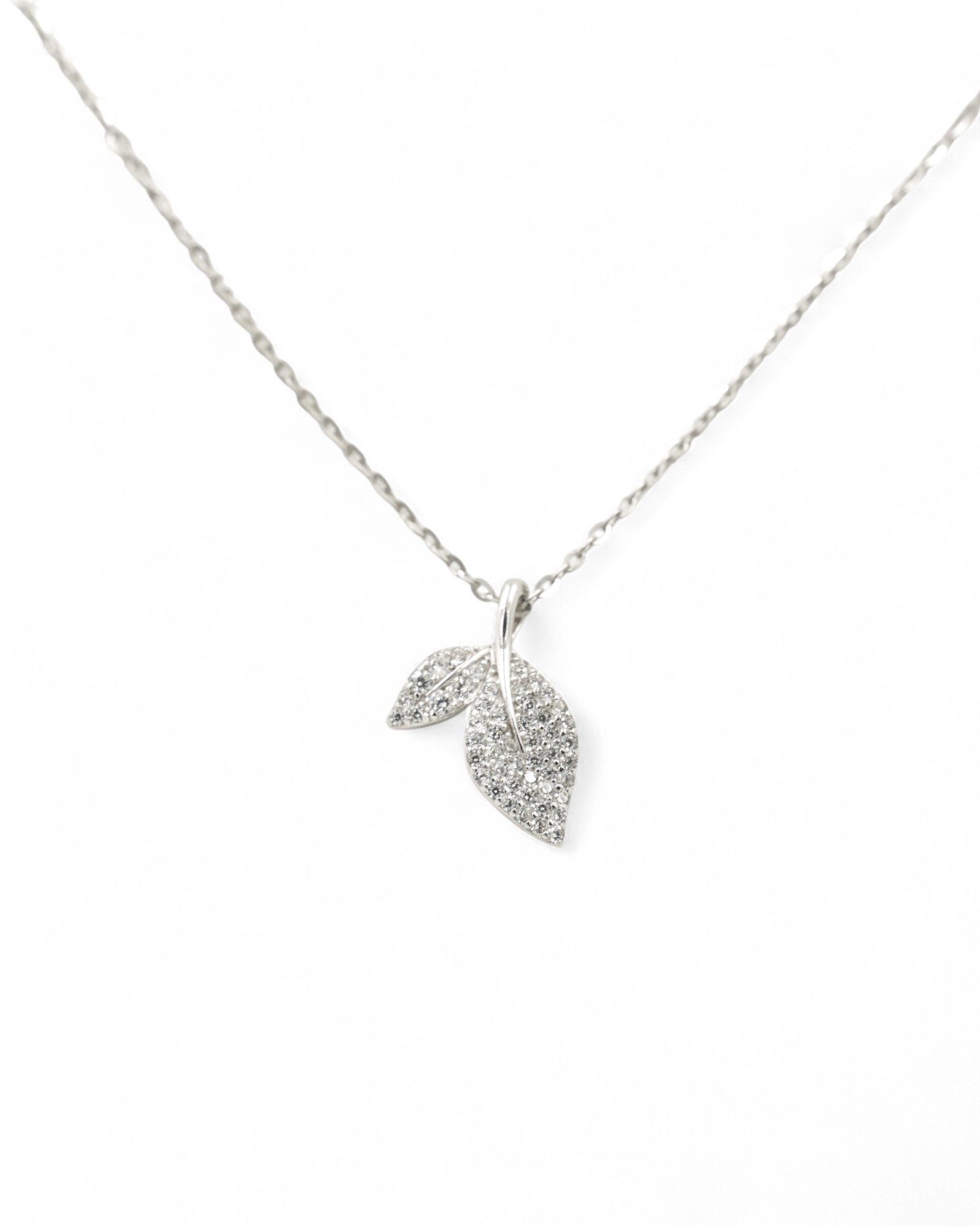 LEAF NECKLACE