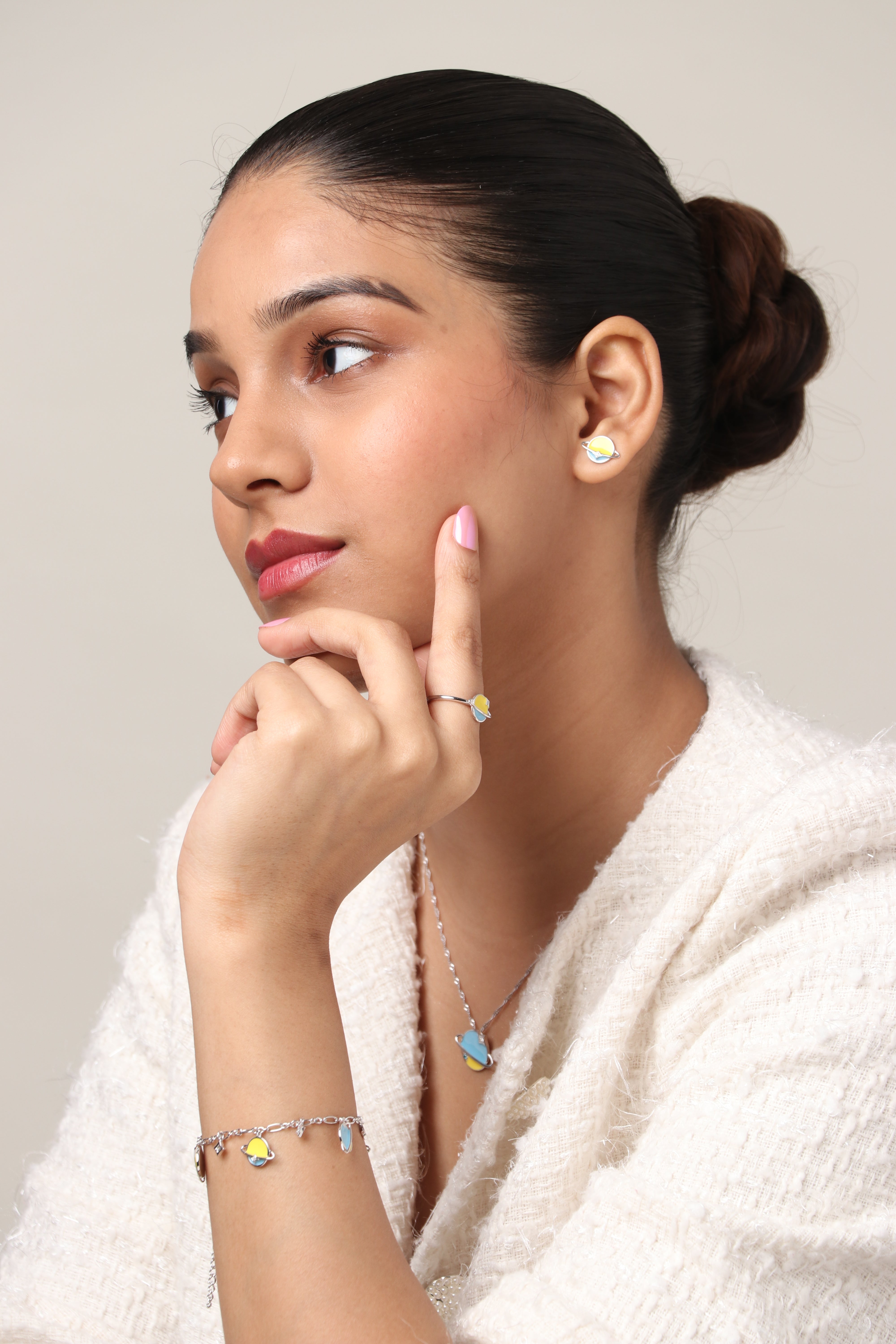 PLANETARY TWINKLE NECKLACE