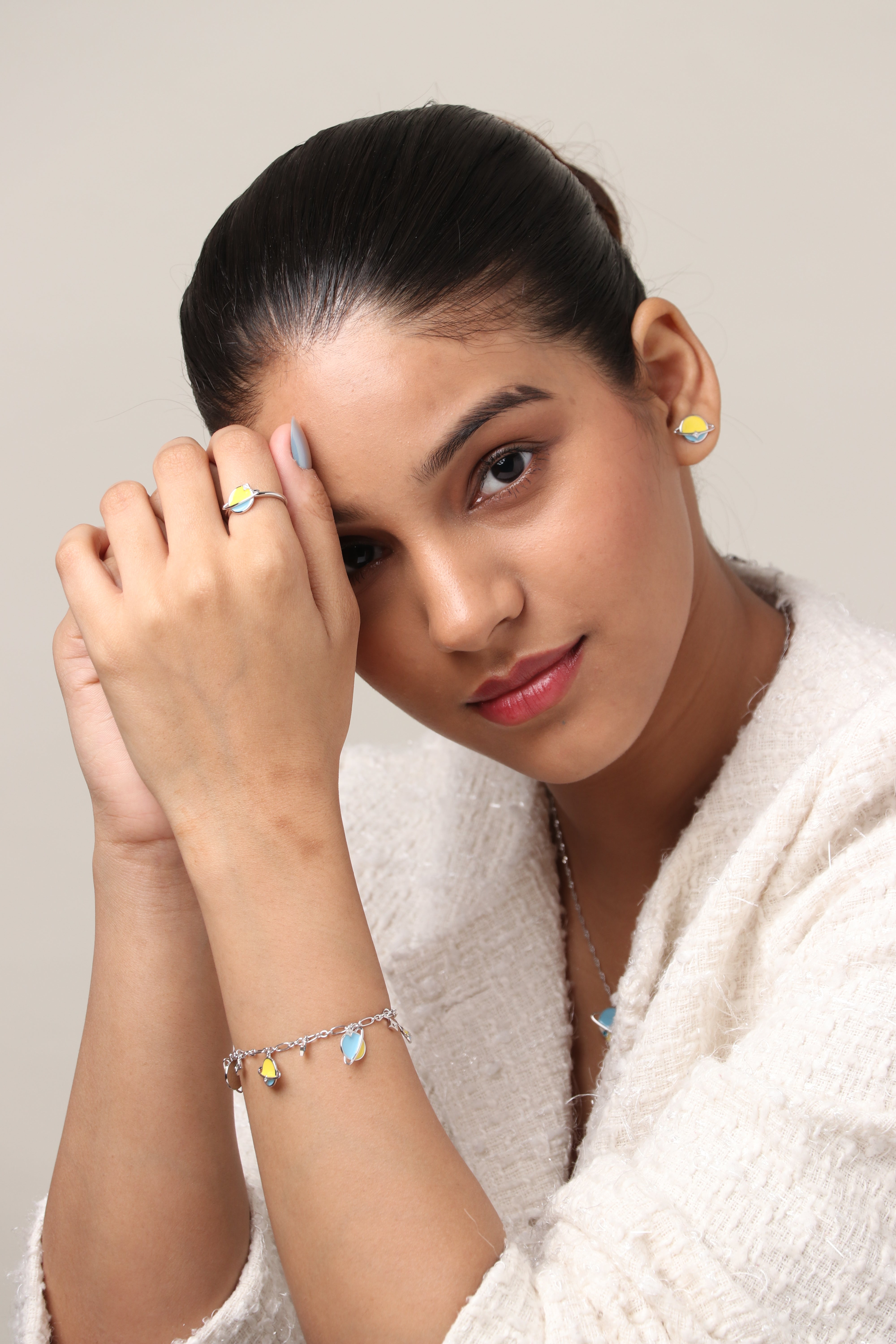 PLANETARY TWINKLE EARRING